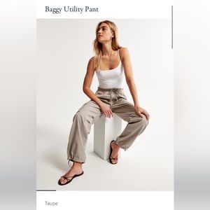 Abercrombie Baggy utility Pant size small